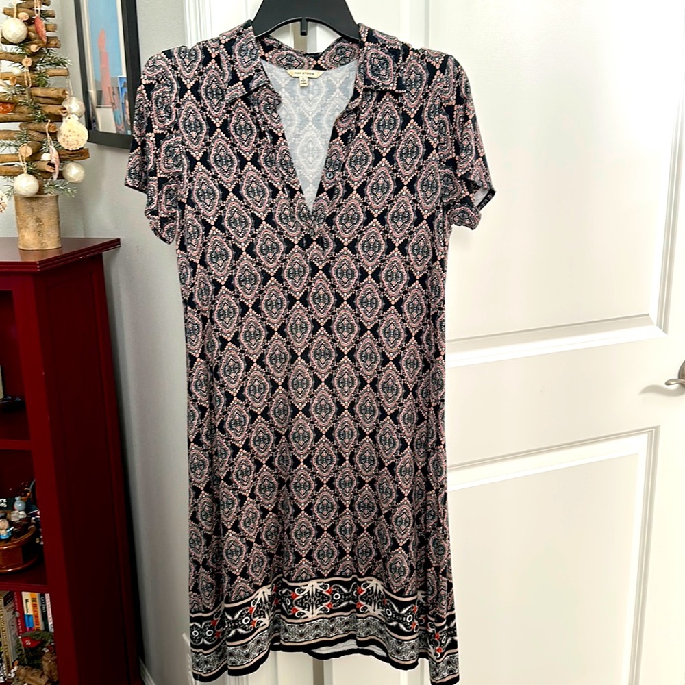 Max Studio black pattern dress